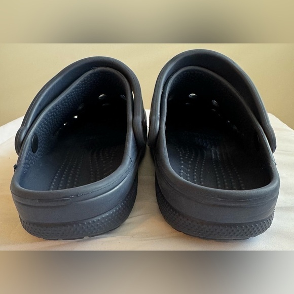 Crocs Unisex Baya Clog in Color Graphite Size 9 Men / 7 Women - Picture 7 of 9